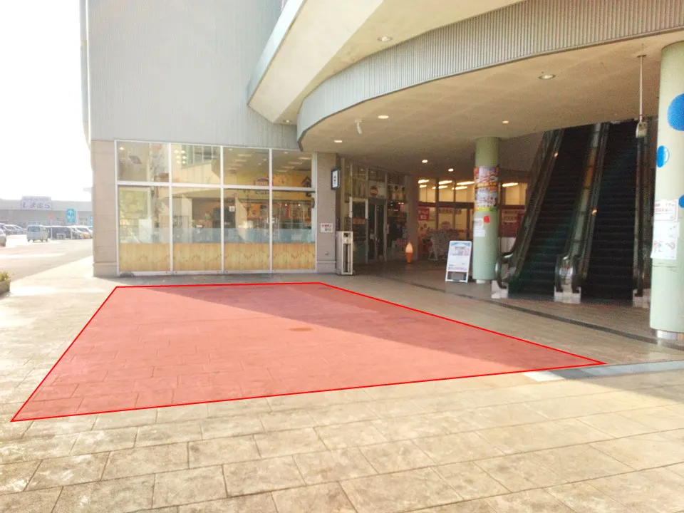 【イオンタウン鈴鹿】販促プロモーションや食物販に最適な駐車場近くの屋外スペース