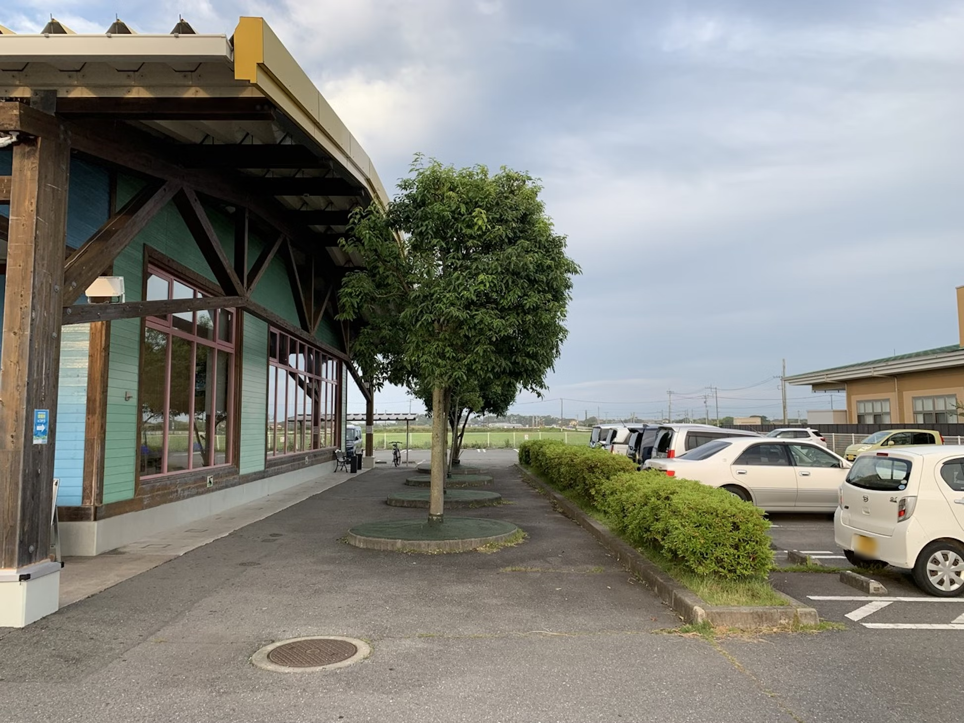 【ダイナム茨城北茨城店】キッチンカー出店やプロモーションイベントに最適なアミューズメント施設のイベントスペース