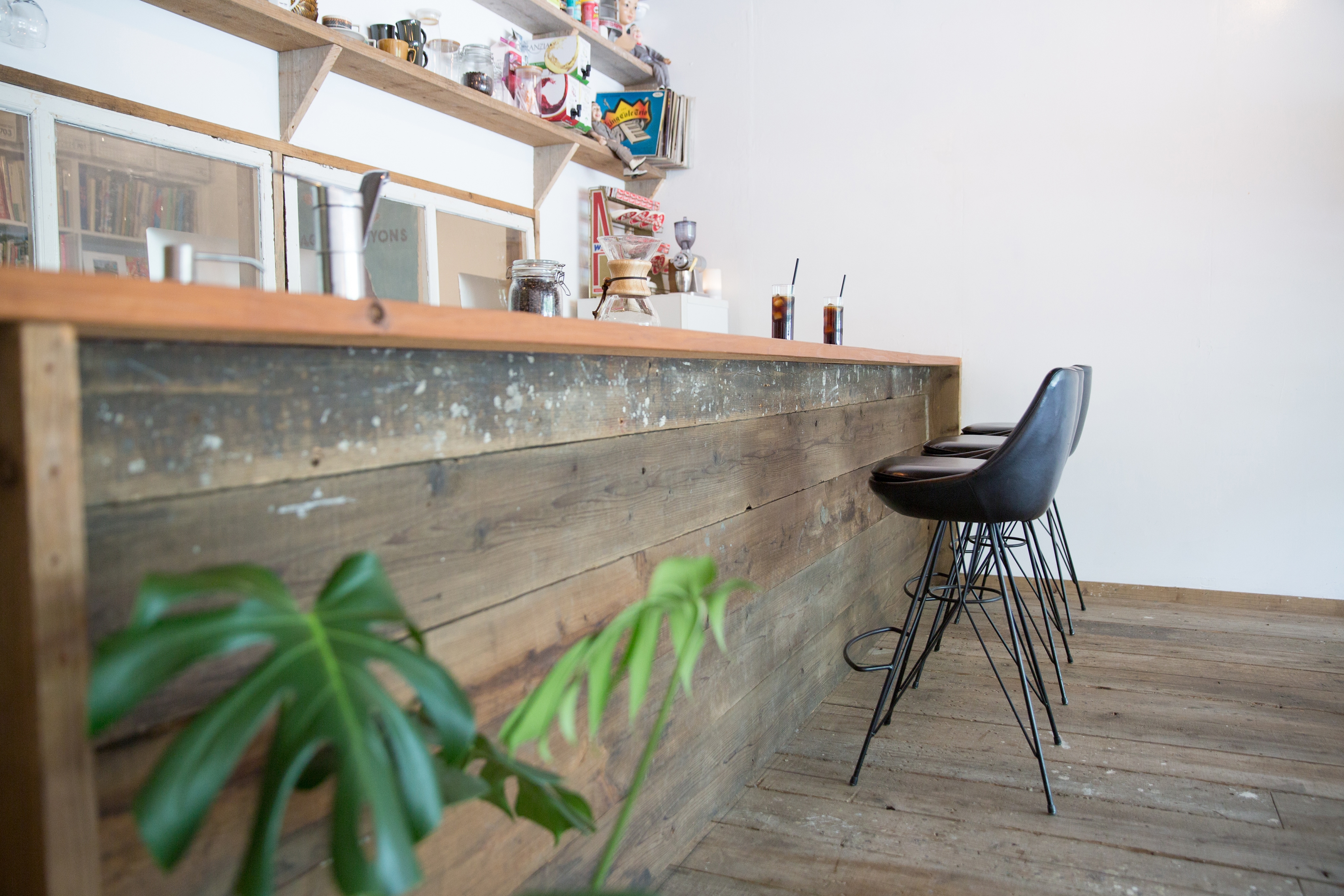 【天満橋駅5分】撮影やイベント利用などに最適、川沿いに面した1階のレンタルスペース