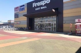 【フレスポ稲毛】PRイベントに利用可能な複合施設の正面入り口催事スペース