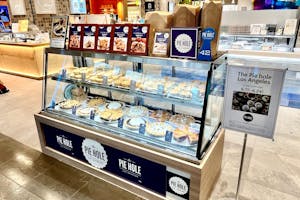 【有楽町マルイ】1階 カレンダリウムF03【食物販】店内入って正面の好立地スペース、冷蔵ケース・専用什器完備