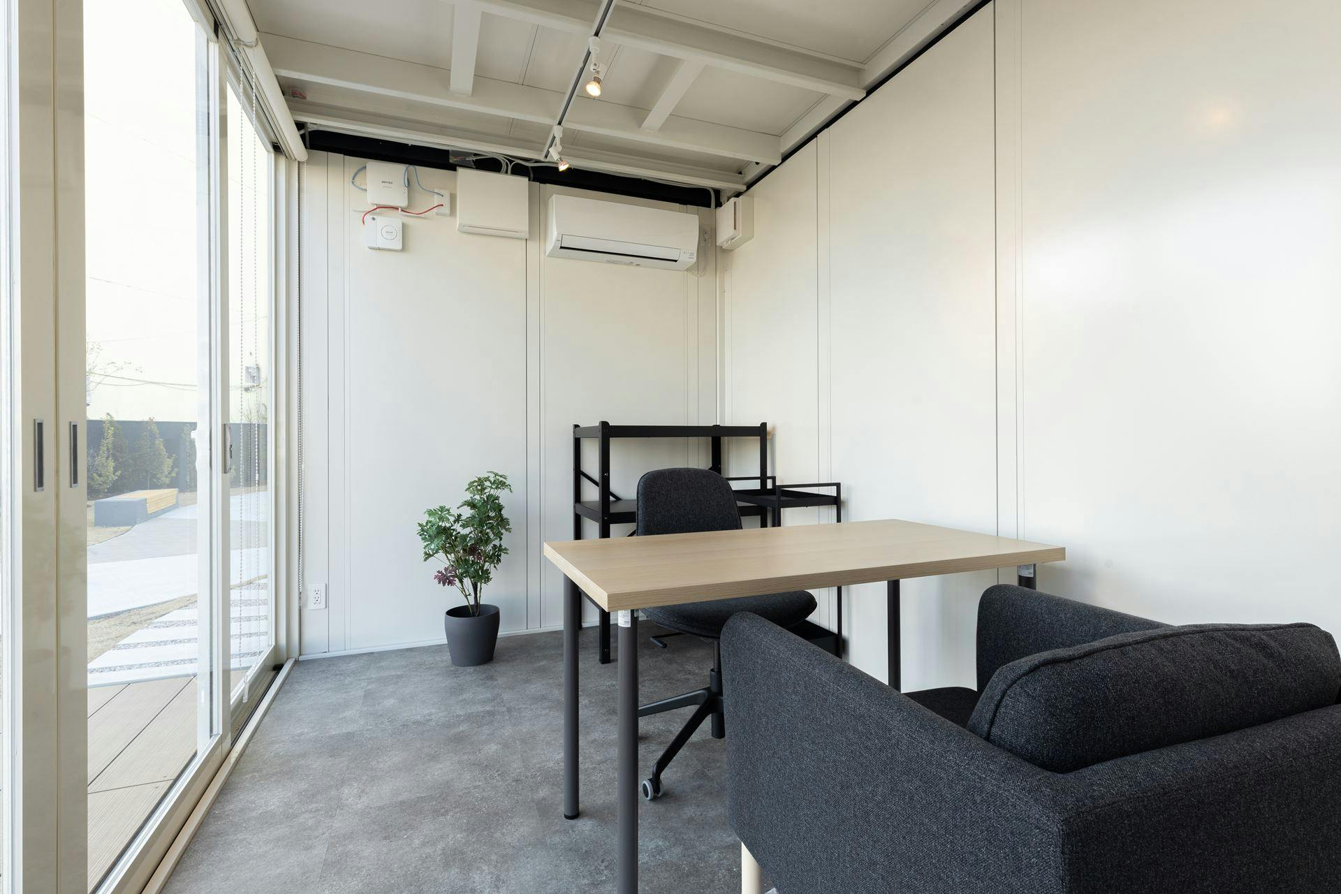 【広島県福山市】自主企画マルシェやポップアップストアに最適なお手頃価格のレンタルスペース「Shop」／敷地全体の貸切イベント開催も可能！の画像