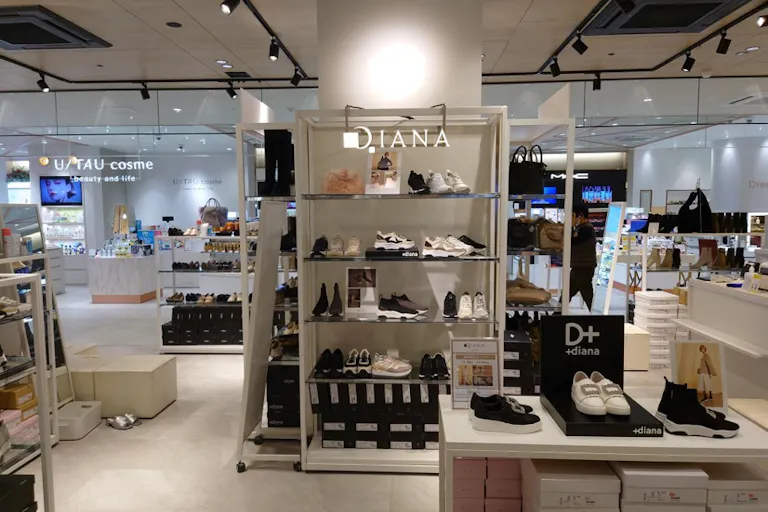 【アミュプラザみやざき】うみ館 アパレルやファッション関係の雑貨のポップアップに最適!1F中央ゾーン(105)の画像3