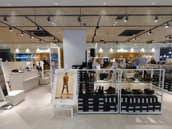 【アミュプラザみやざき】うみ館 アパレルやファッション関係の雑貨のポップアップに最適!1F中央ゾーン(105)