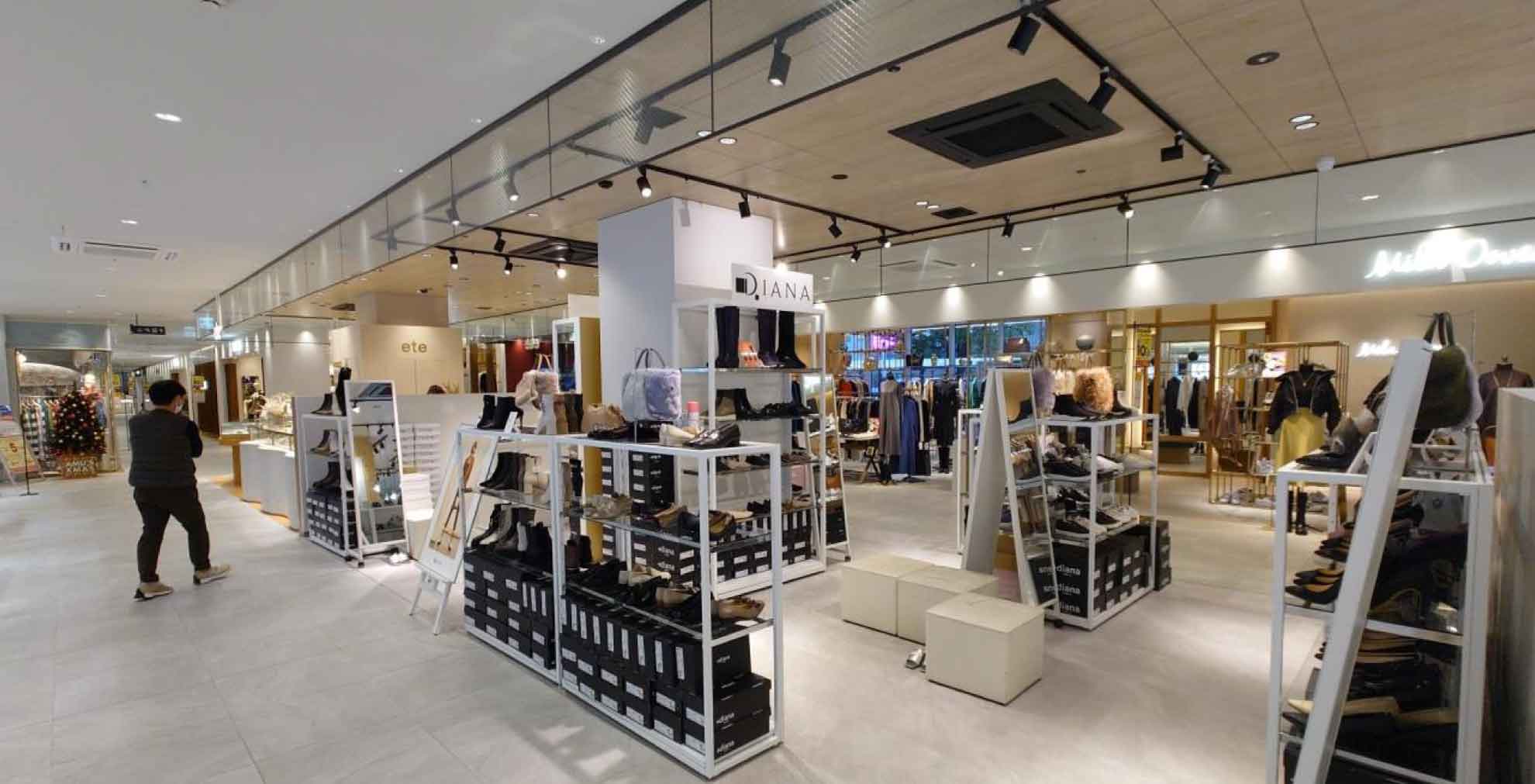 【アミュプラザみやざき】うみ館 アパレルやファッション関係の雑貨のポップアップに最適！1F中央ゾーン（105）