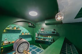 【桃谷駅10分】食物販やバー運営に最適な大通り沿いに面したカフェ設備がある飲食店営業許可証付きイベントスペース