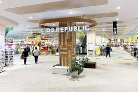 【イオンモール津南】3階えほんの広場前