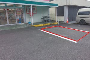 【ドラッグセイムス紀伊長島店】キッチンカー出店やプロモーション催事に最適なドラッグストアの駐車場イベントスペース