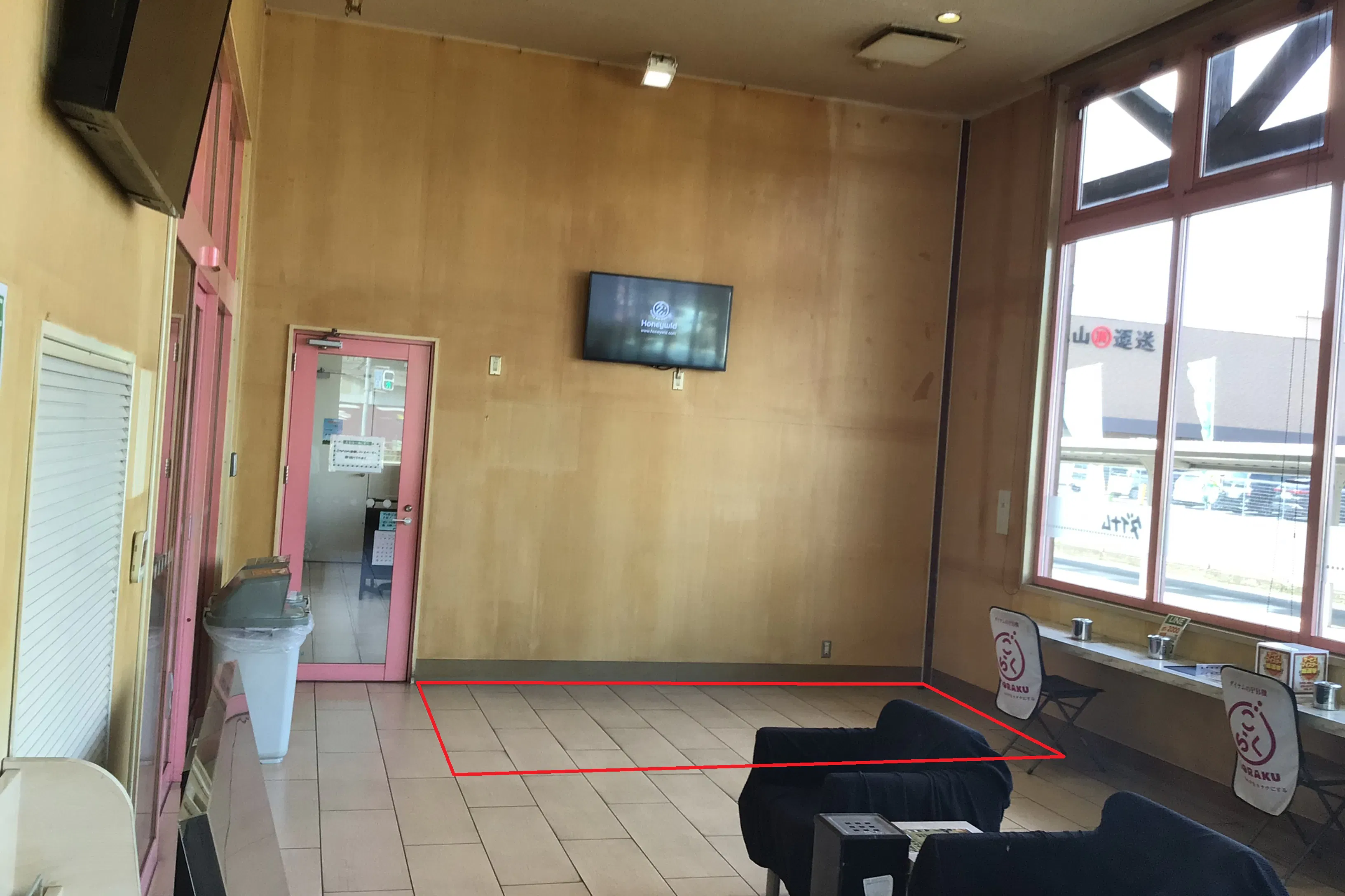 【ダイナム岡山笠岡店ゆったり館】物販やプロモーションに最適なアミューズメント施設のイベントスペース(店内レストスペース)
