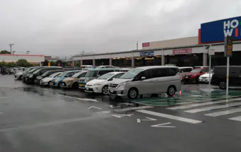 【イオンタウン早岐】キッチンカーでの出店が可能なショッピングセンターの駐車場1台分利用可能のイベントスペース