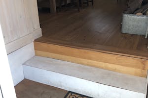 【西長瀬バス停から8分】ポップアップストアやギャラリーに適したアンティークな雰囲気ただようレンタルスペース