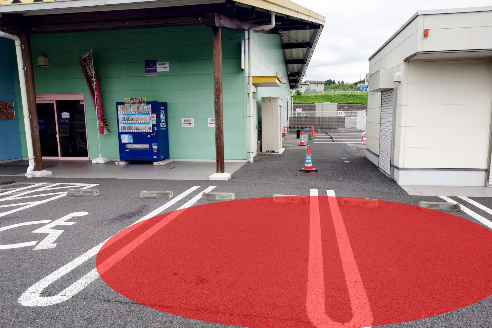 【ダイナム茨城日立北店ゆったり館】キッチンカー出店やプロモーションイベントに最適なアミューズメント施設の駐車場スペース(付属棟付近)