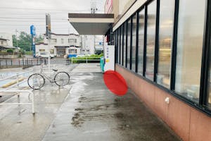 【マックスバリュ盛岡中屋敷店】各種プロモーションイベントや小規模物販に最適な店舗入口付近にあるイベントスペース