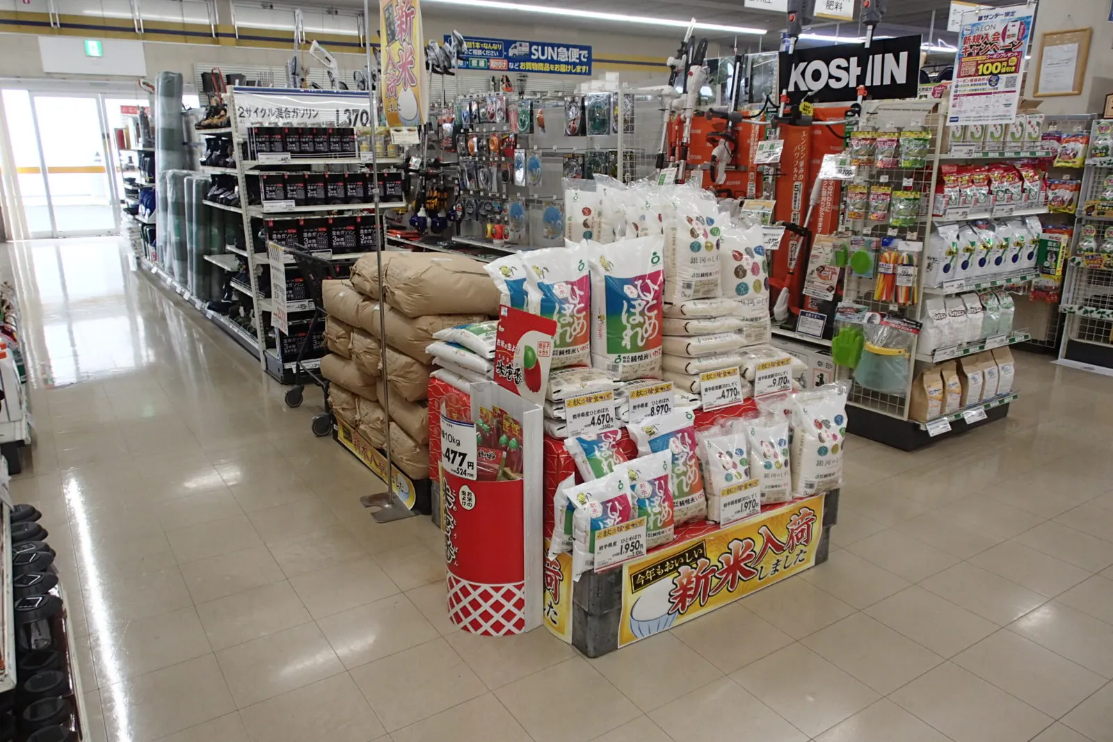 【サンデー花巻店】屋内レジ前 食物販やプロモーション等の出店に最適なホームセンター店内のイベントスペース