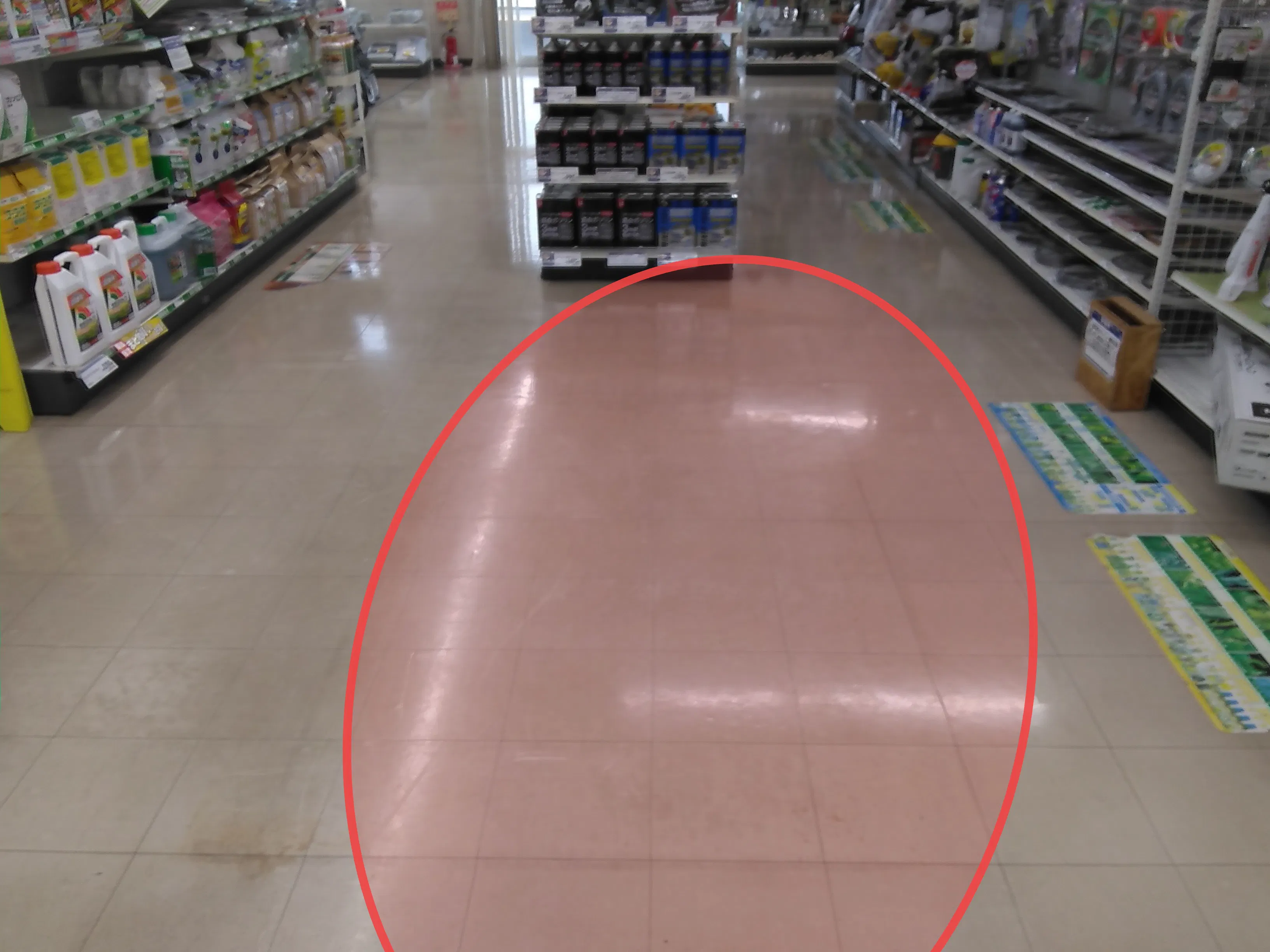 【サンデー花巻店】屋内レジ前　食物販やプロモーション等の出店に最適なホームセンター店内のイベントスペース