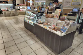 【マルイファミリー溝口】1階 カレンダリウムF11【食物販】目に留まりやすい好立地、スイーツ等の食物販におすすめ