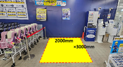 【スーパーセンタートライアル唐津中原店】PR活動に最適な店内「風除室 スペース」