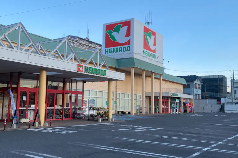 【平和堂甲西店】各種プロモーションや物販に最適なスーパー内の屋外イベントスペースの画像3