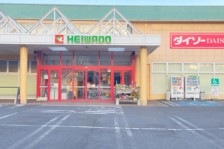 【平和堂甲西店】各種プロモーションや物販に最適なスーパー内の屋外イベントスペースの画像2