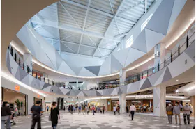 【イオンモール土岐】1F 中央コート