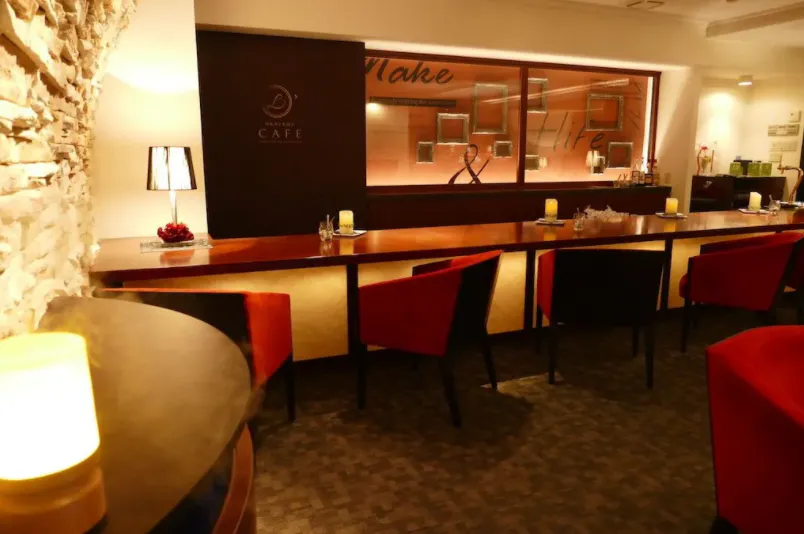 【柳川駅2分】展示会や撮影に適したお洒落な内装の路面イベントスペース