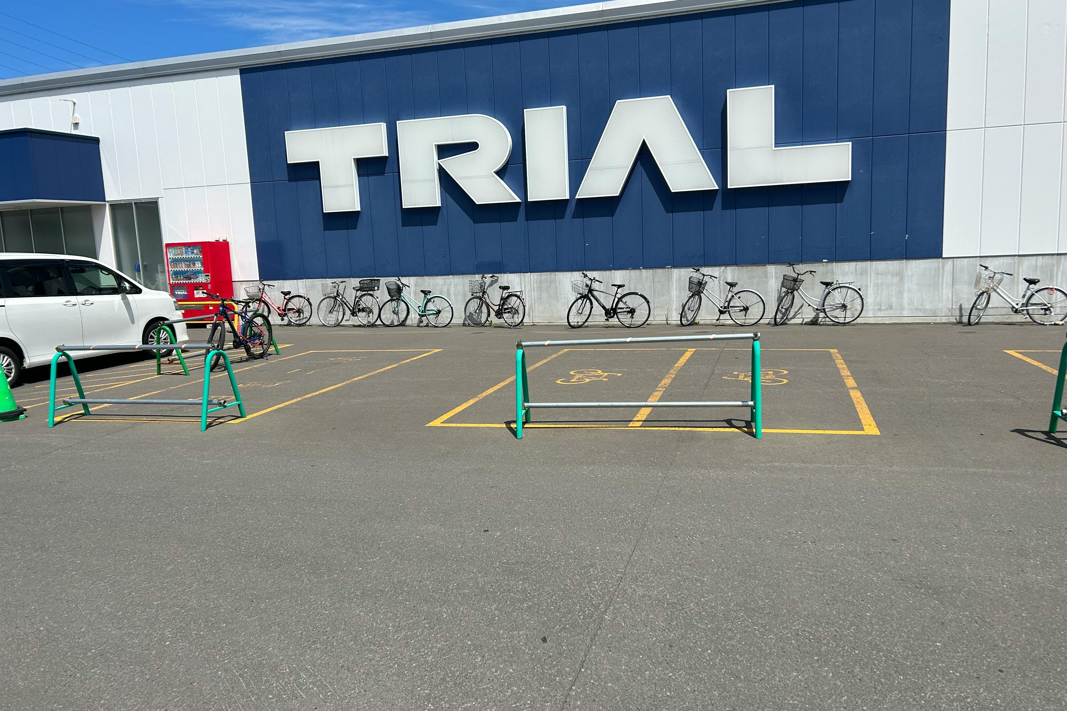 【スーパーセンタートライアル屯田店】キッチンカー(調理営業)出店限定/屋外スペース