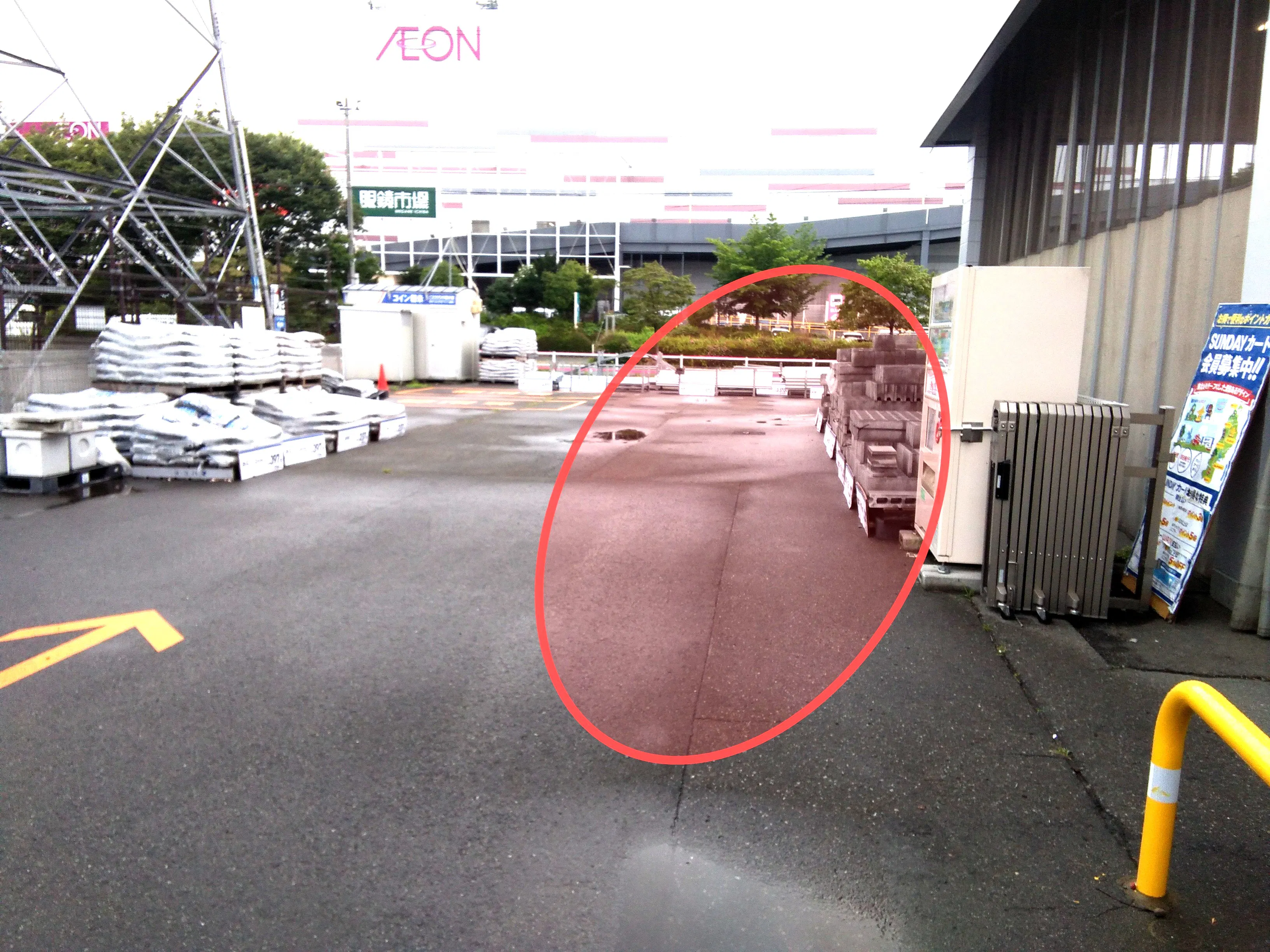 【サンデー盛岡前潟店】屋外駐車場 キッチンカーの出店に最適なホームセンター内駐車場の屋外イベントスペース