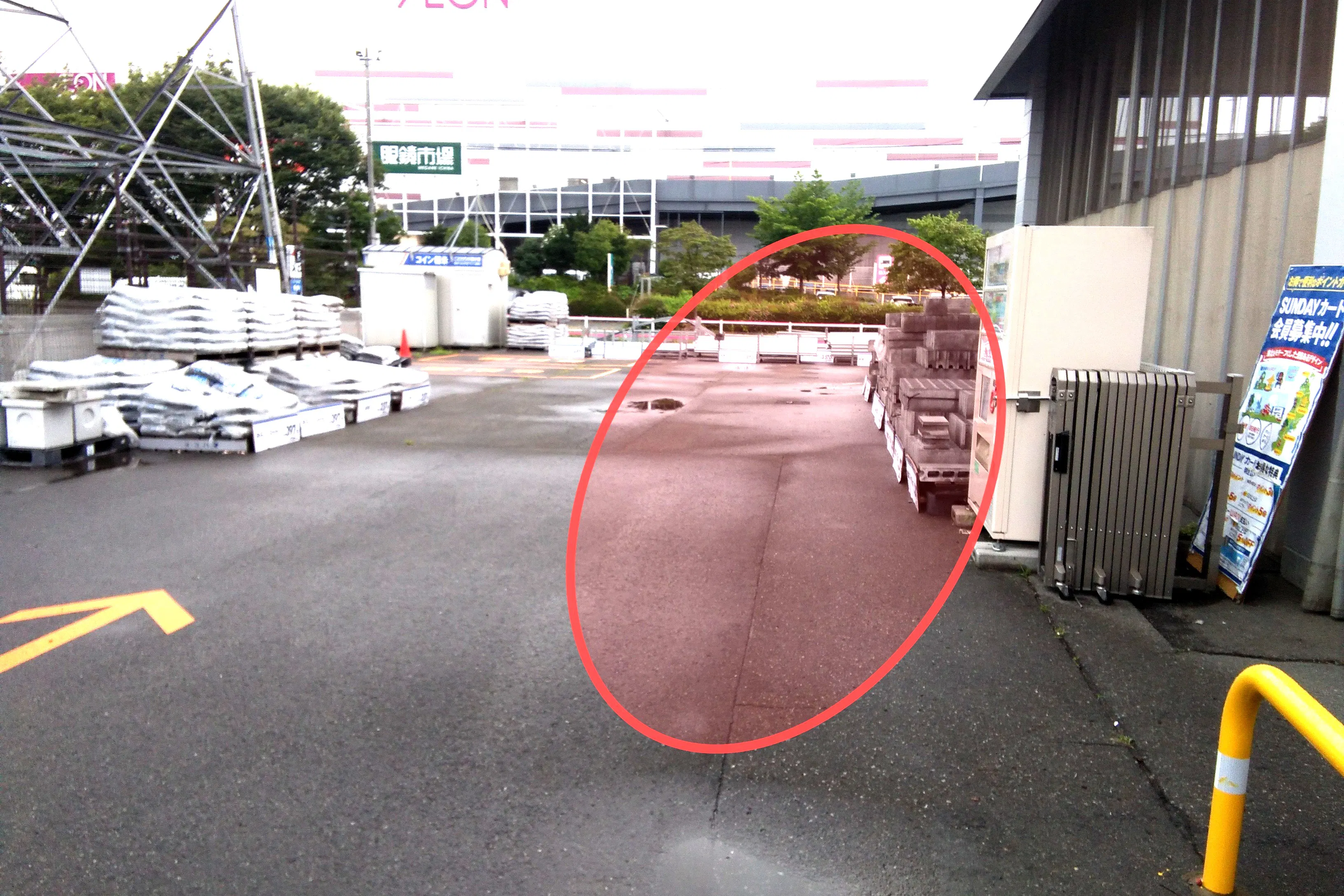 【サンデー盛岡前潟店】屋外駐車場 キッチンカーの出店に最適なホームセンター内駐車場の屋外イベントスペース
