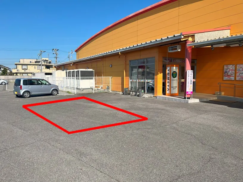【夢屋稲沢店】キッチンカーやプロモーション等に最適なアミューズメント施設のイベントスペースの画像