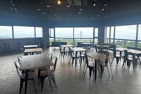 【アネスト岩田ターンパイク箱根】撮影やポップアップストア、各種プロモーションイベントに最適なラウンジ内のイベントスペース