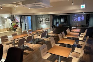 【神戸駅3分】各種展示会やセミナー、オフサイトミーティングに最適な駅近スポーツバー