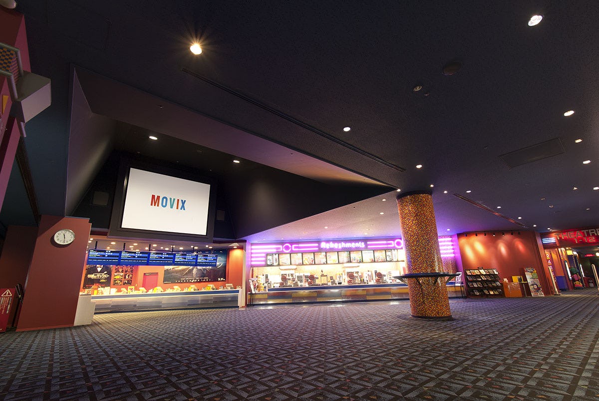 Movix三好 プロモーションに最適 顧客にリーチしやすい映画館内のイベントスペース 2 ショップカウンター