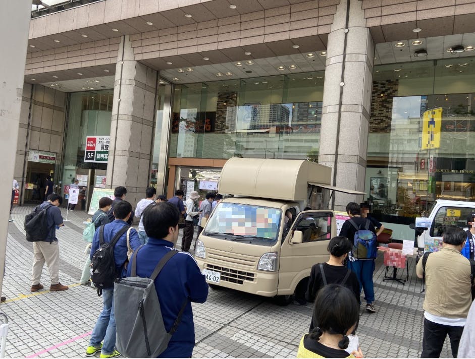 【錦糸町マルイ】1階 店頭 広告・ステージB【物販・食物販・PR】国道14号面した人通りの多い屋外スペース