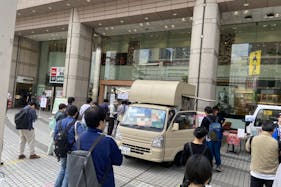 【錦糸町マルイ】1階 店頭 広告・ステージB【物販・食物販・PR】国道14号面した人通りの多い屋外スペース