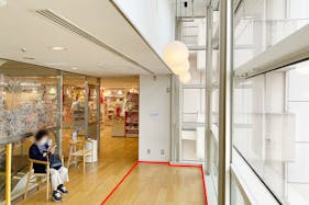 【小田急百貨店町田店】各種プロモーション等に最適な施設6階エスカレーター横にあるフリースペース