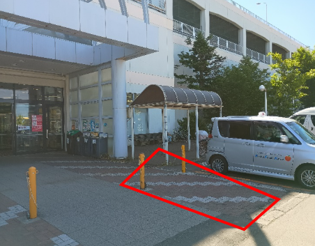 【イオン藤崎店】正面入口横（キッチンカー） キッチンカー出店に最適なスーパー店外催事イベントスペース