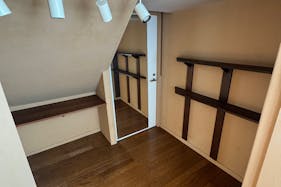 【北参道駅8分】光と素材が作品を引き立てる、神宮前の小さなレンタルギャラリー