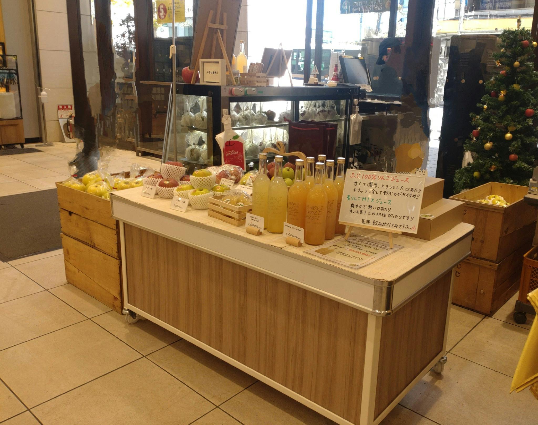 【中野マルイ】1階 パブリックスペース1【食物販・物販】入口横の人気のコンパクトスペース、洋菓子・和菓子等の販売に最適