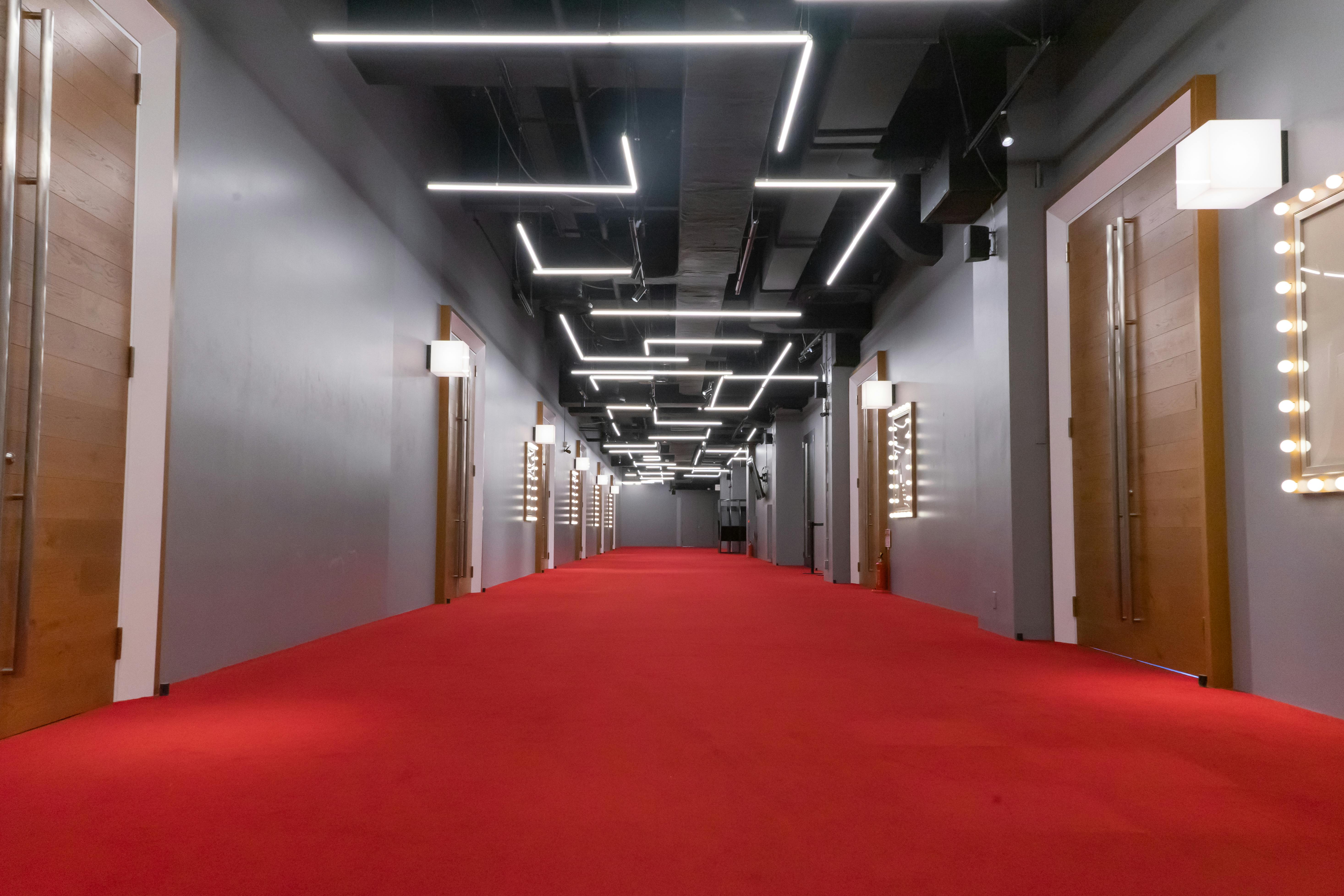 【アソビル:ASOBUILD】アパレルの大規模展示販売会やファッションショー等のイベント実施に最適な駅チカ商業施設2階にある大型イベントスぺース(Room1)