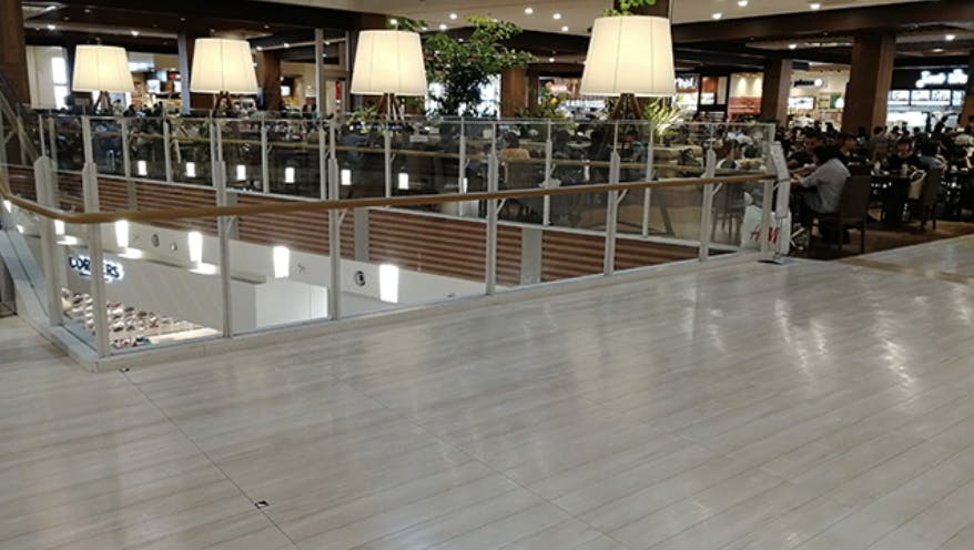 【イオンモール沖縄ライカム】3F ステージエアー向かい