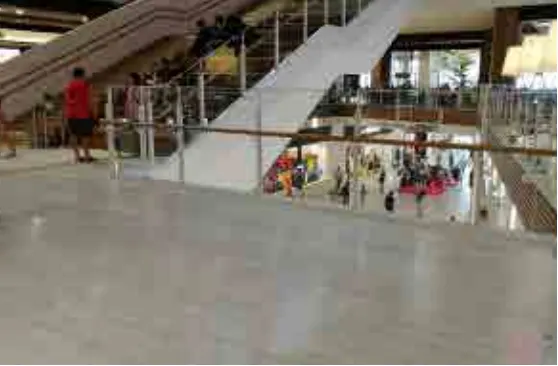 【イオンモール沖縄ライカム】3F ステージエアー向かい