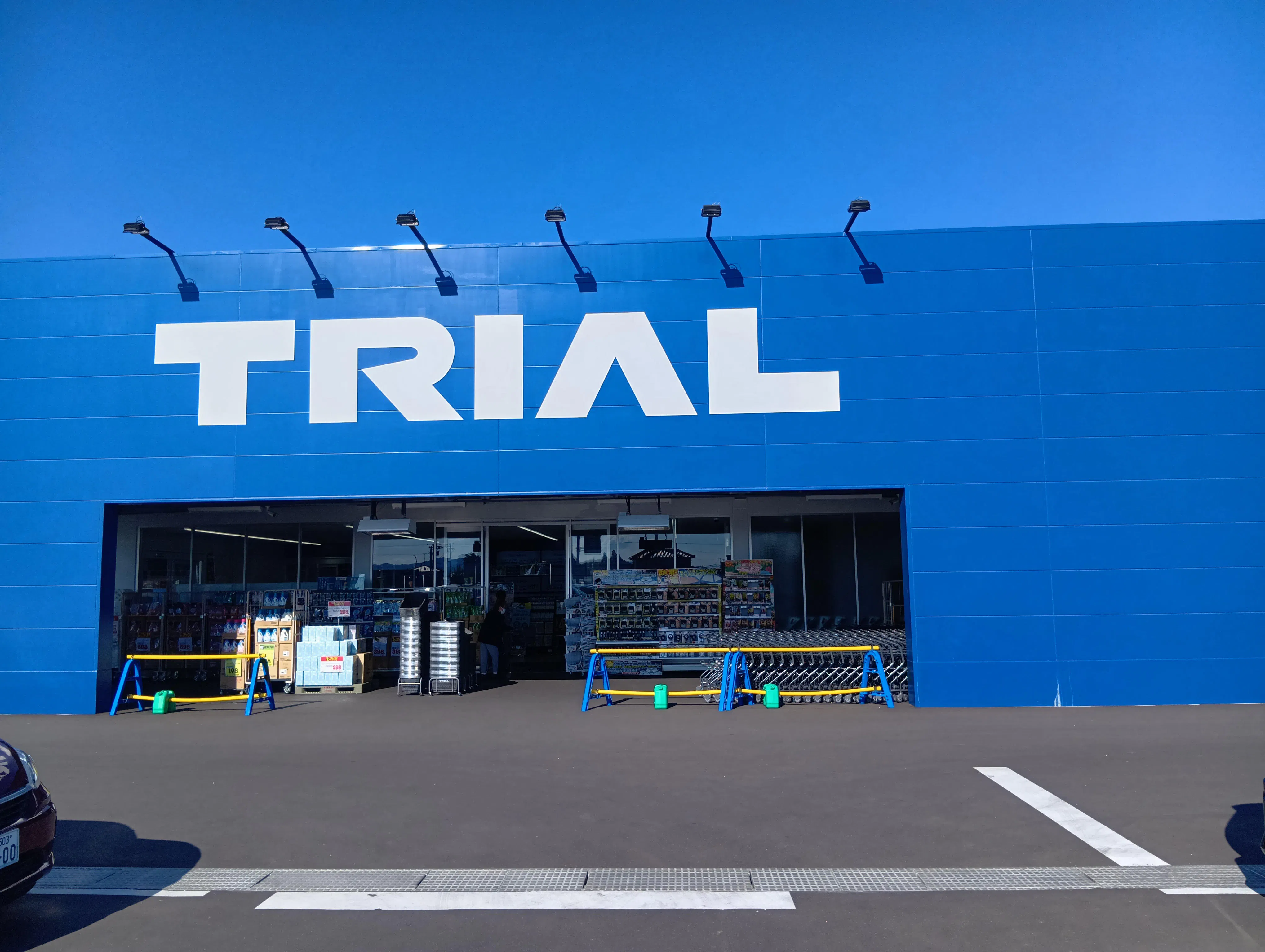 【スーパーセンタートライアル亘理店】食物販の出店や 販促プロモーションが可能な　『トライアルマルシェ（キッチンカー/プロモスペース）』