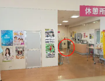 【マックスバリュ三沢大町店】お客さま休憩所横スペース 販促プロモーションに最適なスーパー店内催事イベントスペース