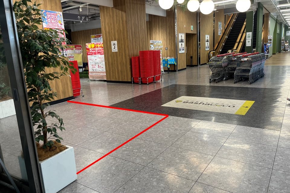 【リバーウォーク北九州】物販やプロモーションに利用可能な人気スーパーマーケット隣接B1F催事イベントスペース(SC-10-3)