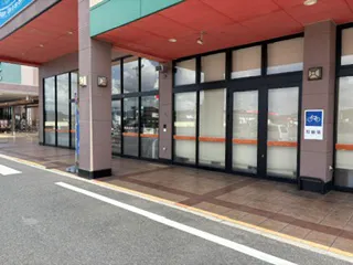 【天満屋ハピーズ高野店】店頭 各種プロモーション、会員獲得イベントに最適な屋外催事イベントスペース