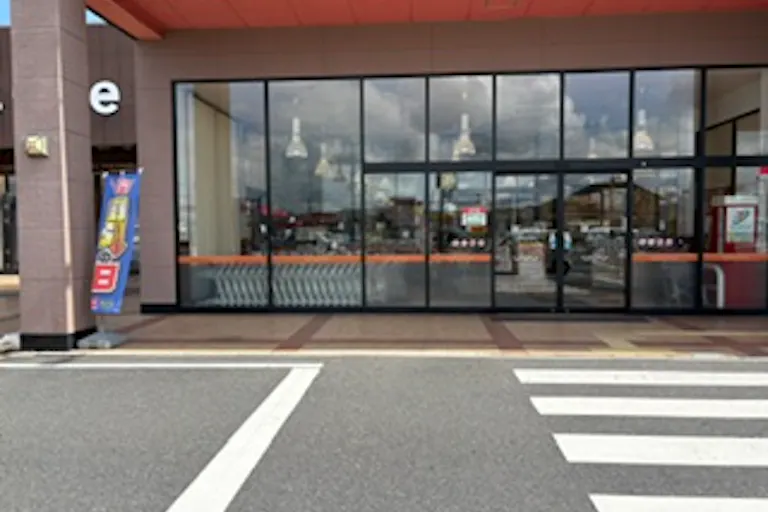 【天満屋ハピーズ高野店】店頭 各種プロモーション、会員獲得イベントに最適な屋外催事イベントスペースの画像1