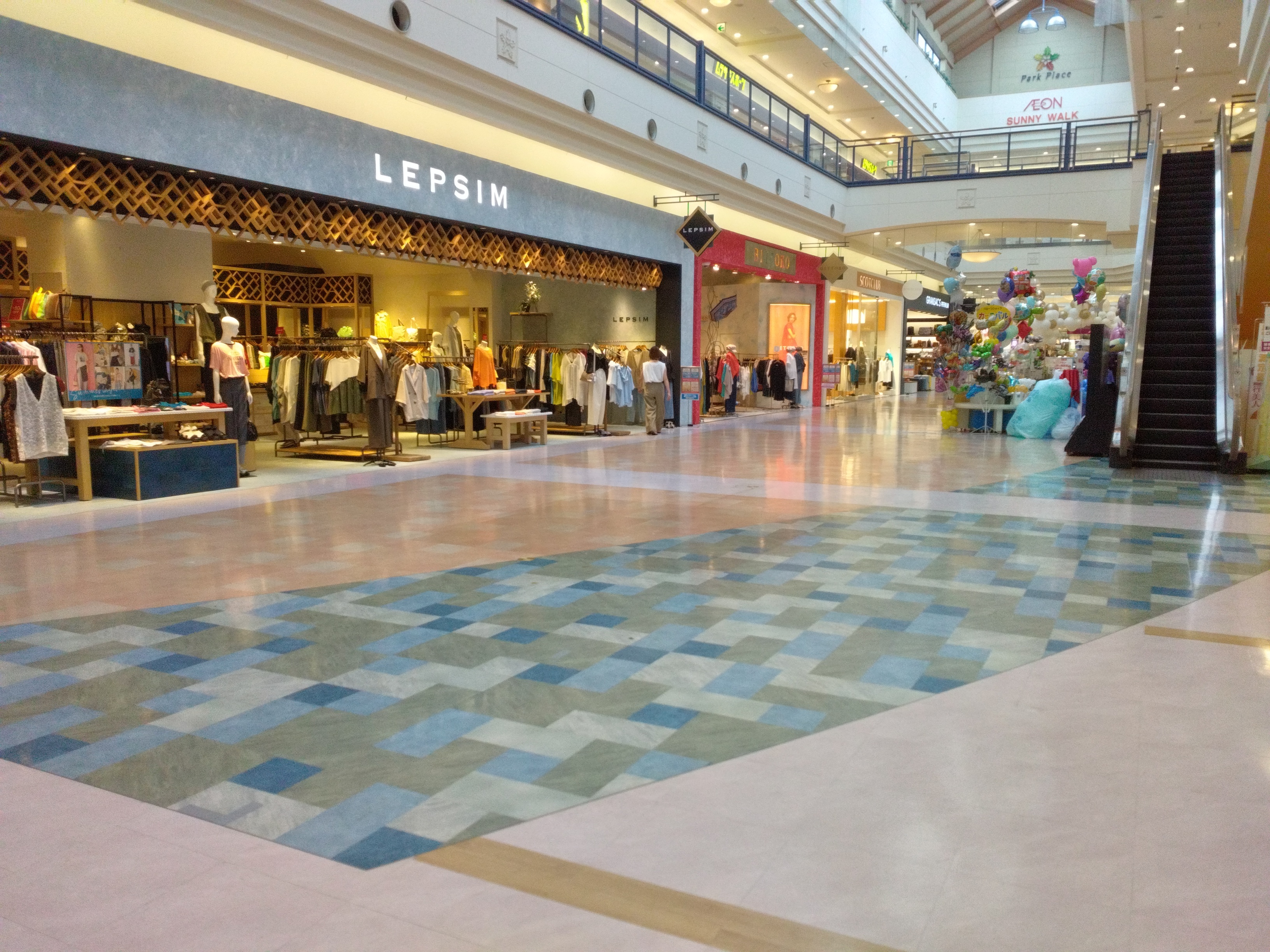 【イオンパークプレイス大分（大分県）】西入口レプシィム前　ガーデンウォーク側　催事スペース