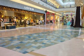 【イオンパークプレイス大分(大分県)】西入口レプシィム前 ガーデンウォーク側 催事スペース