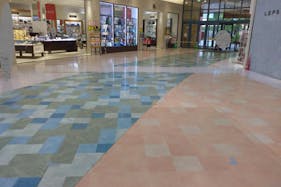 【イオンパークプレイス大分(大分県)】西入口レプシィム前 ガーデンウォーク側 催事スペース