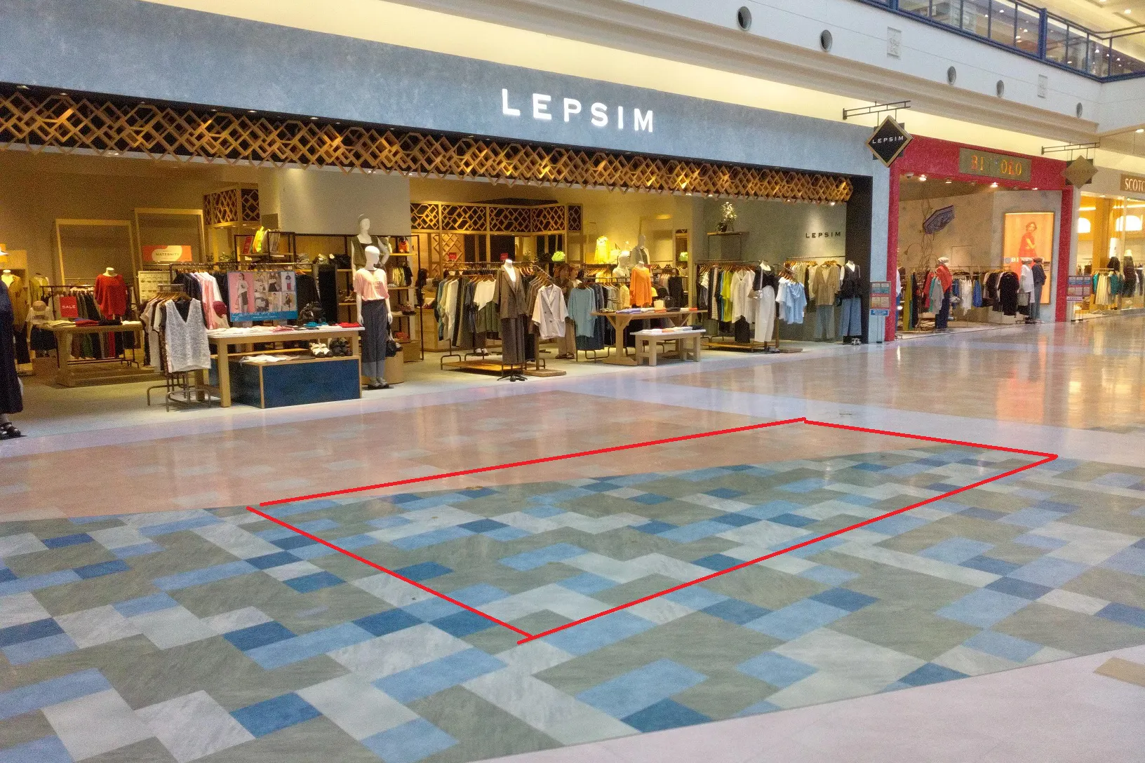 【イオンパークプレイス大分(大分県)】西入口レプシィム前 ガーデンウォーク側 催事スペース